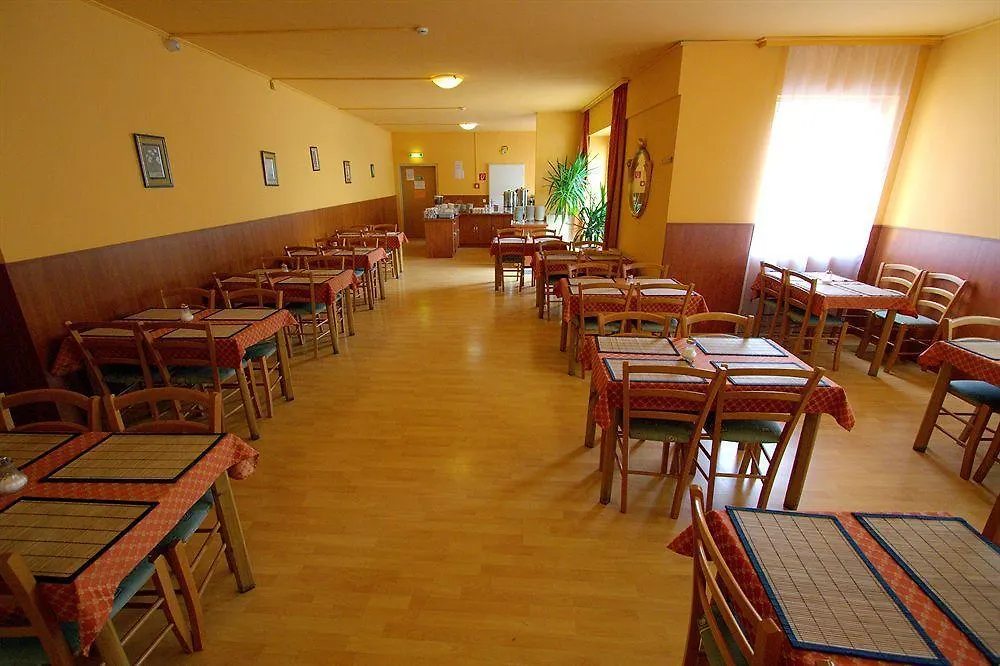 וינה Apartment Hernalser Hauptstrasse 0*,  אוסטריה